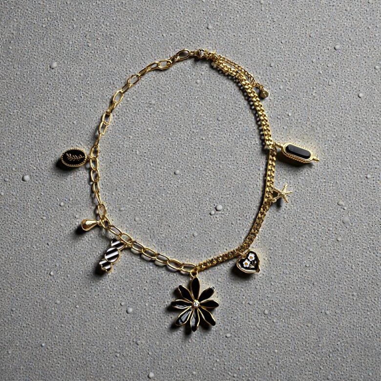 Necklcae - Black Flowers