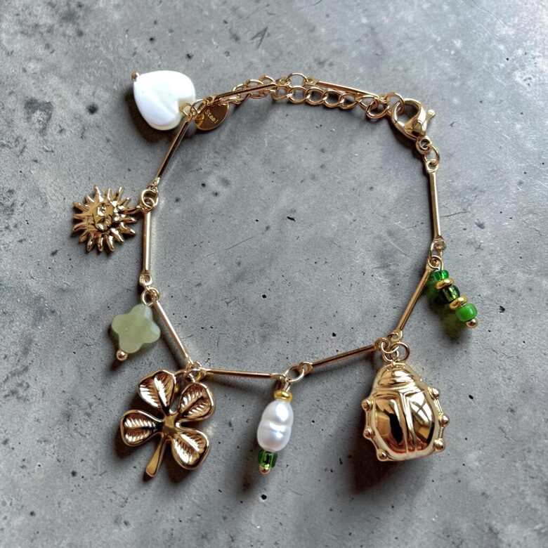 Jauns! Rokassprādze Vabole