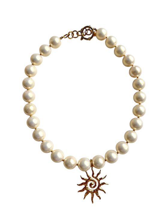 Kaklarota no mākslīgām pērlēm