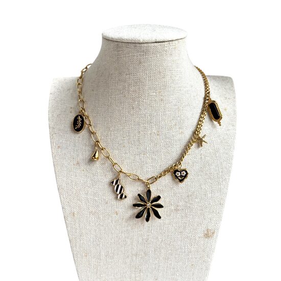 Kaklarota ar piekariņiem